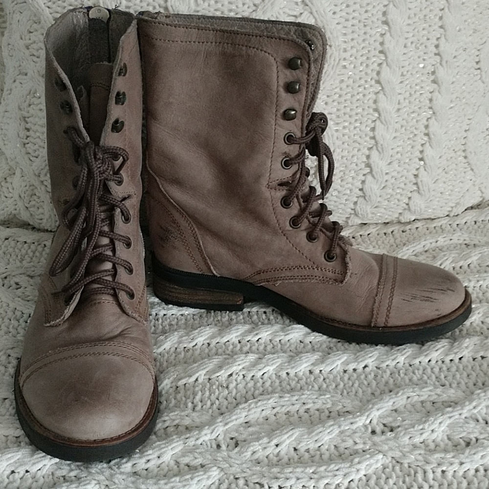 Steve Madden (Military) Boots